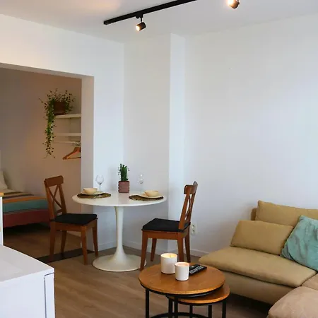 Sous - Sea, Sun, City-centre