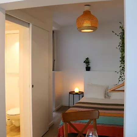 Sous - Sea, Sun, City-centre Apartment *